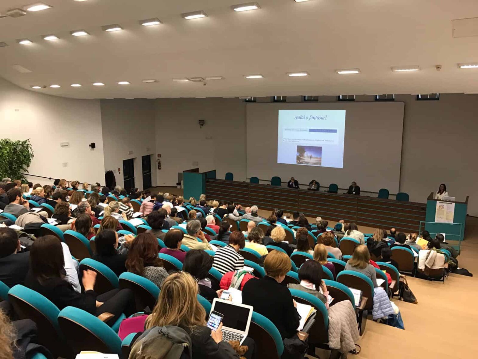 La medicina complementare: integrazione e multidisciplinarità nelle cure oncologiche